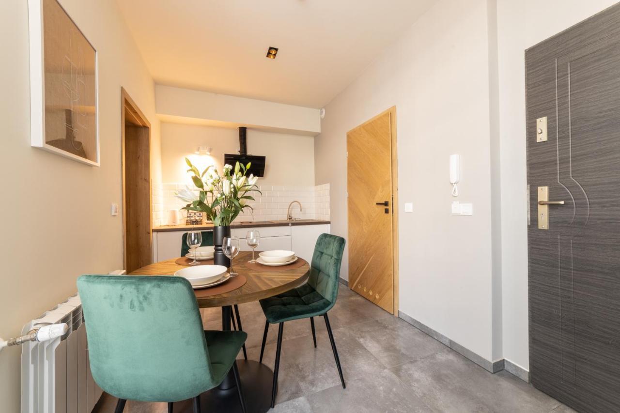 Milu Apartments Sebastiana Krakow Bagian luar foto